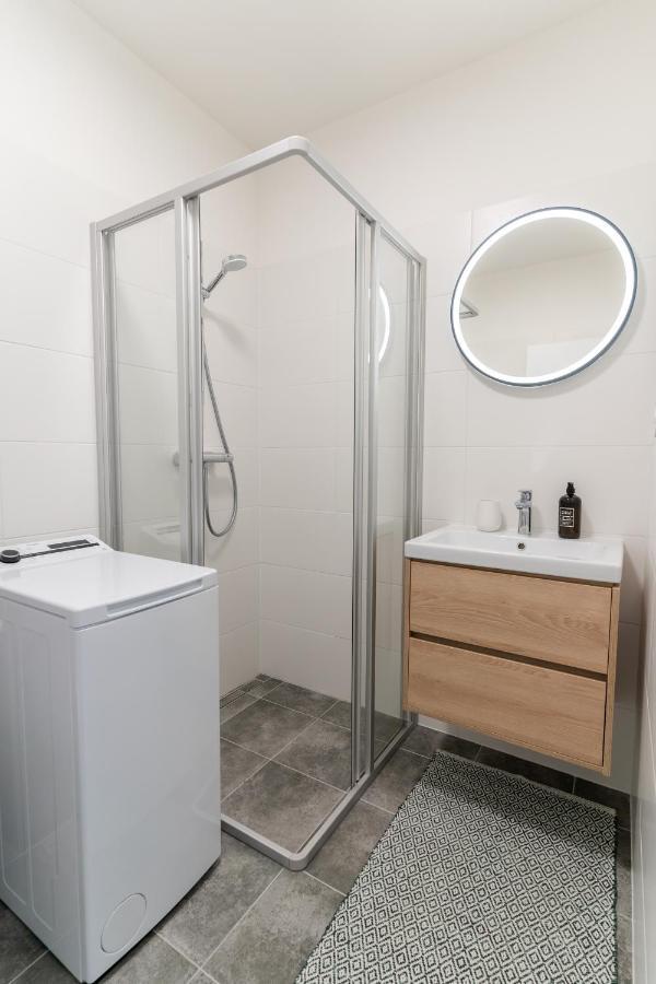 Avocado Apartment Victory Port ลิฟตอฟสกีมิคูลาช ภายนอก รูปภาพ
